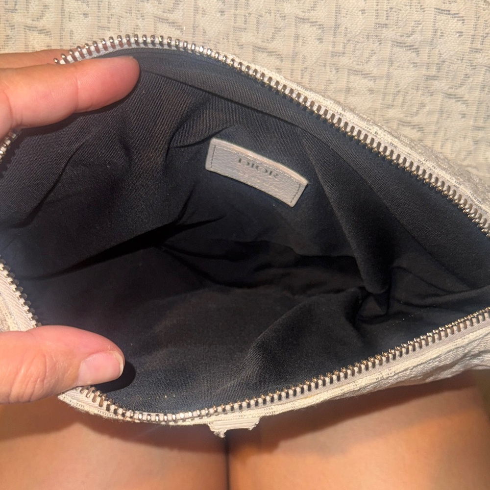 Authentic Dior Cream Men's Bag - Picture 14 of 16